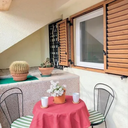 Apartament Kamenjak *